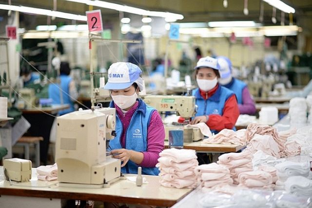 Kim ngạch xuất khẩu dệt may Việt Nam năm 2022 dự kiến vẫn giữ mức tăng trưởng tốt