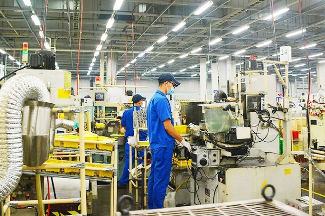 Doanh nghiệp sản xuất công nghiệp tăng tốc những tháng cuối năm