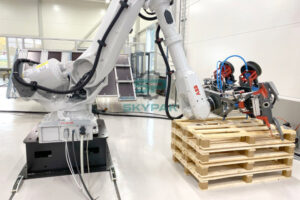 Robots producing wooden pallets help increase productivity