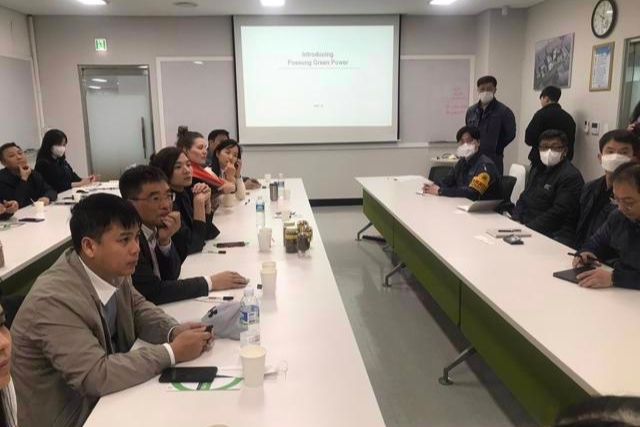 Đoàn công tác về năng lượng sinh học cùa Việt Nam đến làm việc tại nhà máy
nhiệt điện sinh khối PoSeung tại Kyonggi-Do, Hàn Quốc.